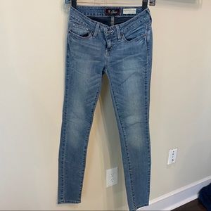 Guess Jeans